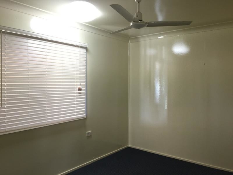 2/90 Pennycuick Street, West Rockhampton QLD 4700